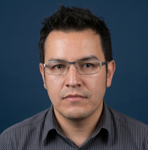 Eric Olivares 